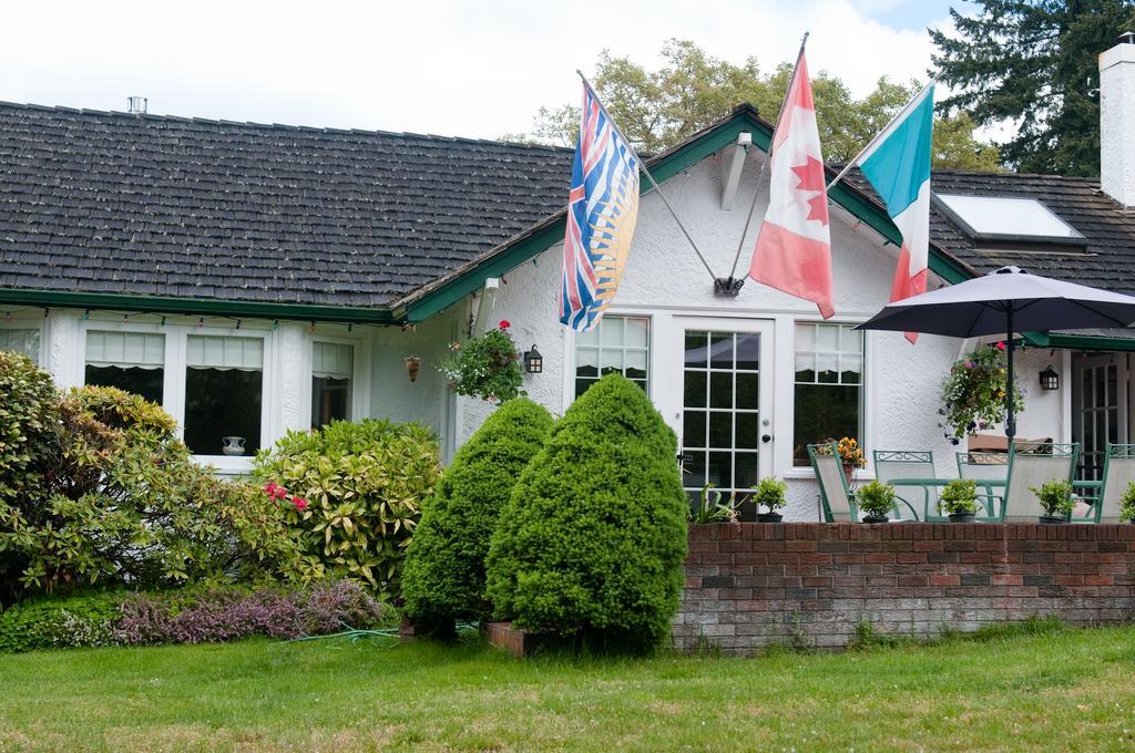 La Rosetta B&B Qualicum Beach Exterior photo