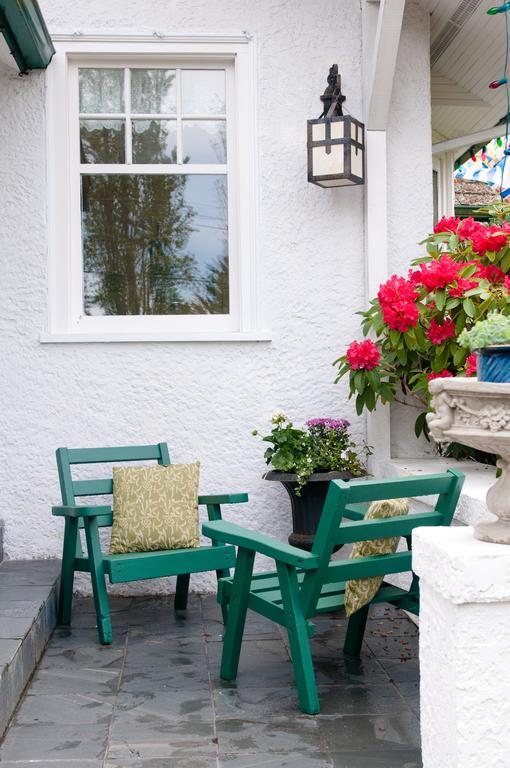 La Rosetta B&B Qualicum Beach Exterior photo